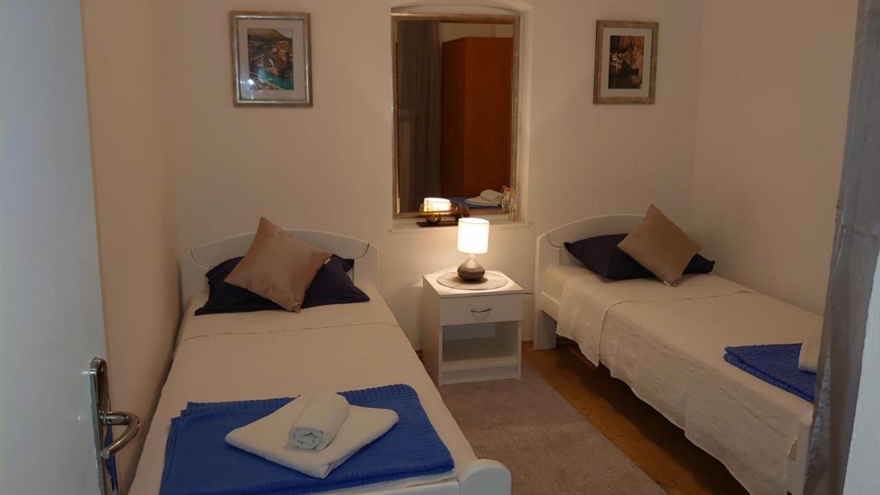 Apartments Tulipan - With Free Private Parking Garage Mostar Exterior foto