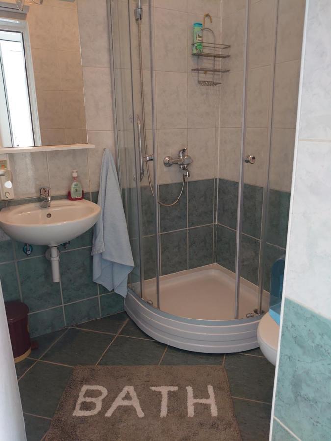Apartments Tulipan - With Free Private Parking Garage Mostar Exterior foto
